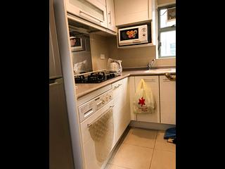 Sheung Wan - Queen's Terrace Block 2 17