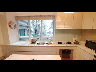 Mid Levels Central - Ying Fai Court 05