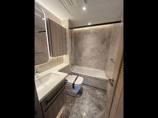 Wong Chuk Hang - The Southside Phase 4A La Montagne I Tower 2B 08