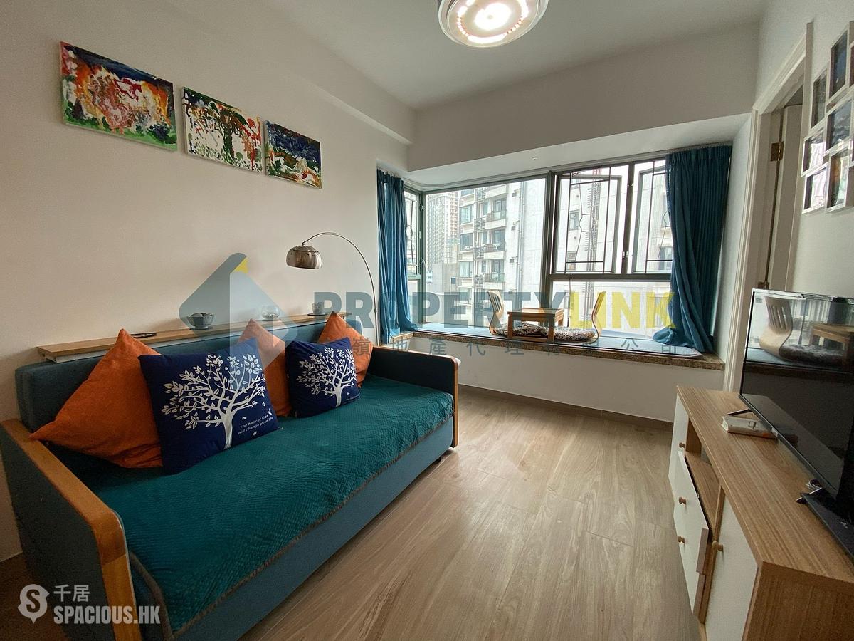 Sheung Wan - Queen's Terrace 01