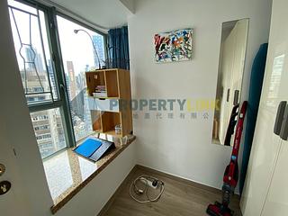 Sheung Wan - Queen's Terrace 12