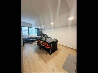 Wan Chai - Kiu Hong Mansion 05