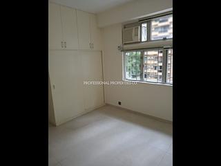 Mid Levels Central - Kings Court 04