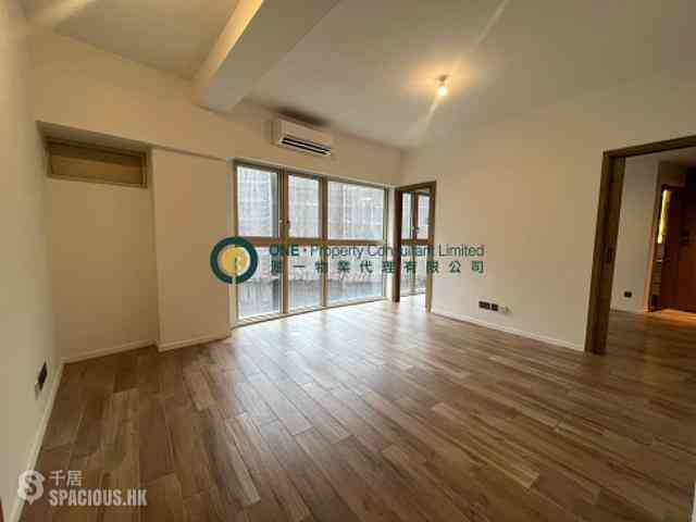 Mid Levels Central - St. Joan Court 01