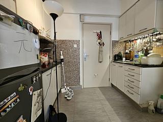 Wan Chai - Wing Tak Building Block A 04