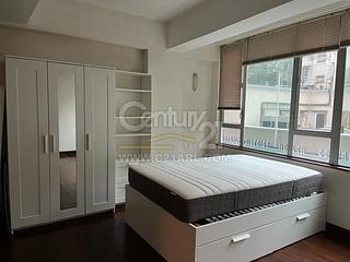 Noho - 16-18, Kau U Fong 02