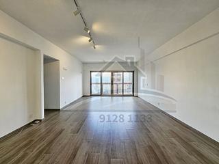 Mid Levels West - Realty Gardens 02