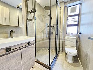 Mid Levels West - Realty Gardens 04
