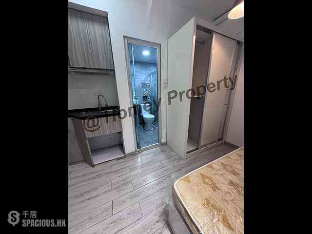 Tsim Sha Tsui - Long Kee Mansion 04
