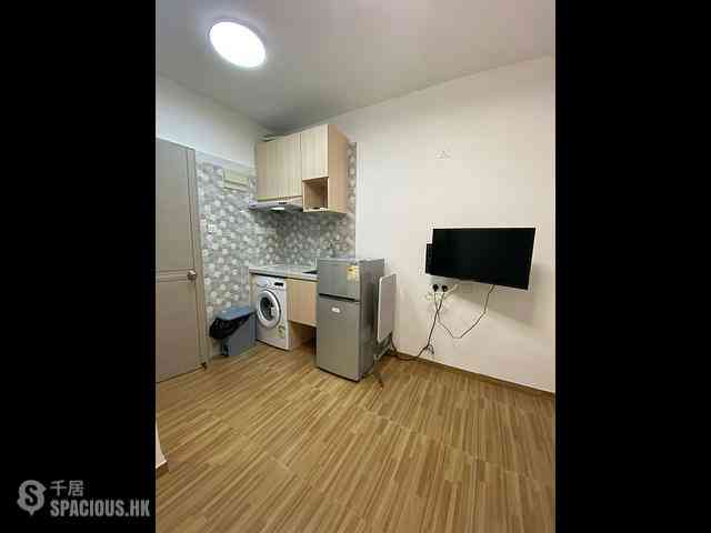 Mong Kok - Lee Kwan Building 02