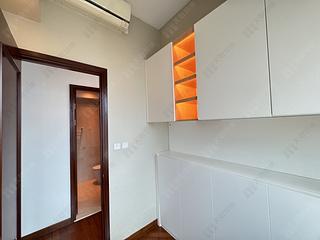 Wan Chai - The Avenue 14