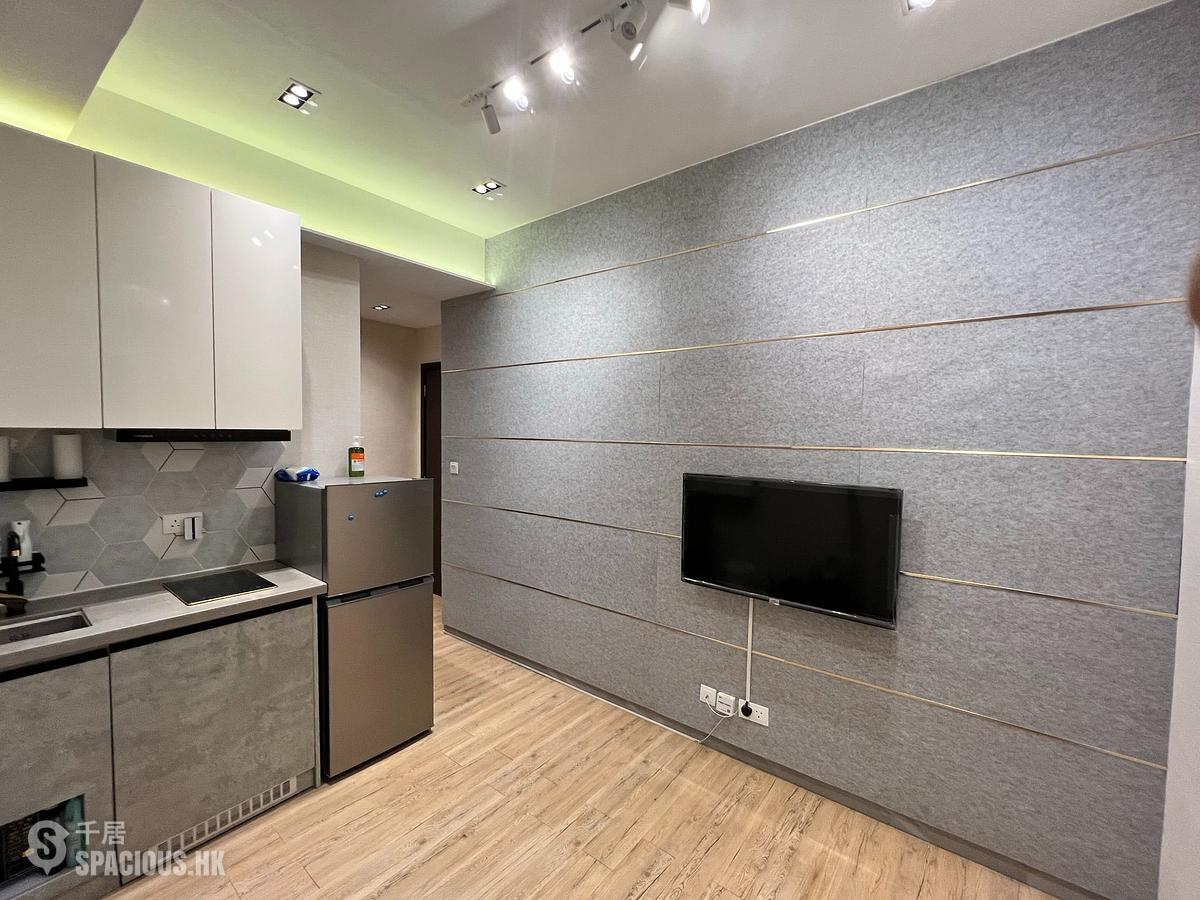 Sheung Wan - AVA128 01