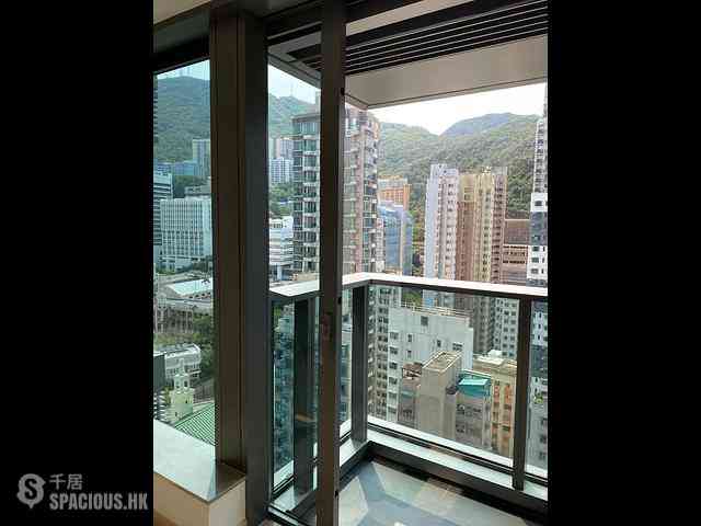 Shek Tong Tsui - Novum West 01