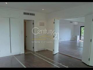 The Peak - Strawberry Hill 19