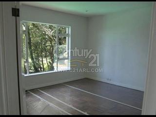 The Peak - Strawberry Hill 08