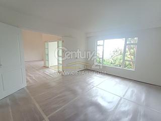 The Peak - Strawberry Hill 12