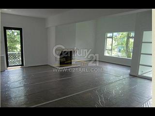 The Peak - Strawberry Hill 18