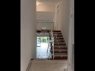 The Peak - Strawberry Hill 24