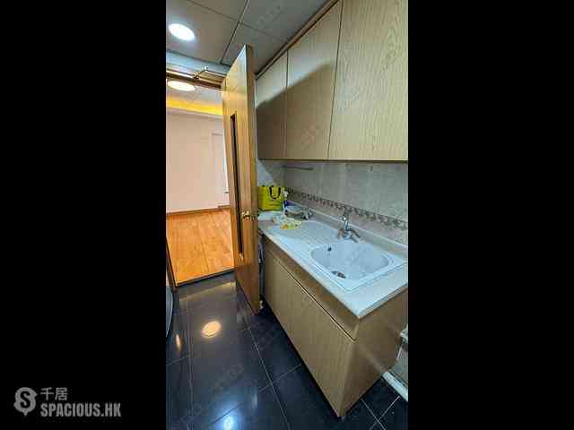 To Kwa Wan - Horae Place Block 1 06