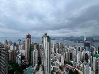 Mid Levels West - Scenic Heights Block 2 08