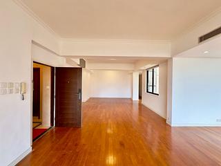 Repulse Bay - Ridge Court Block A-B 04