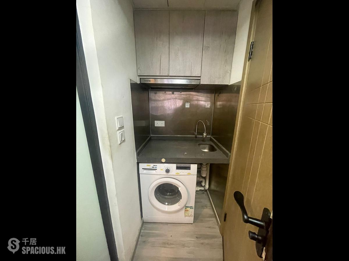 Mong Kok - 43-45, Portland Street 01