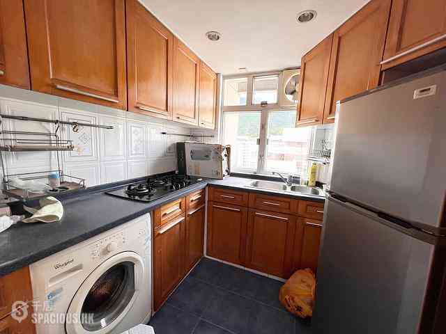 Aberdeen - Aberdeen Centre 05