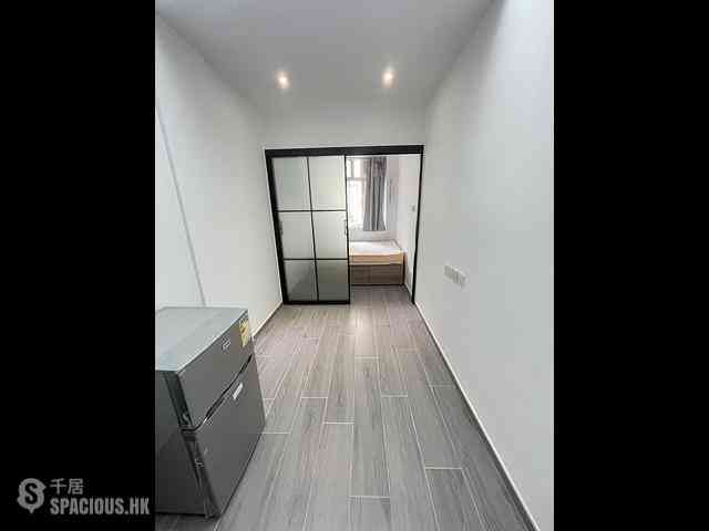 North Point - High Life Mansion Block 16-18, Kai Yuen Street 01