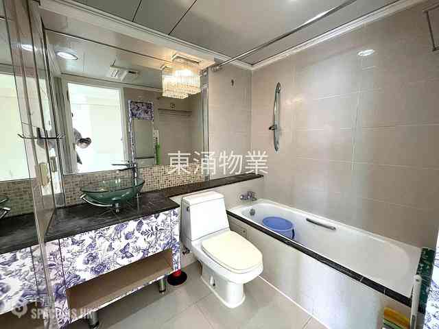 Tung Chung - Caribbean Coast Phase 3 Carmel Cove Tower 10 09