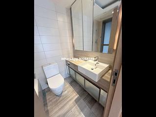Sai Ying Pun - Island Crest 05