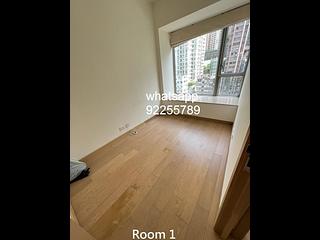 Sai Ying Pun - Island Crest 03