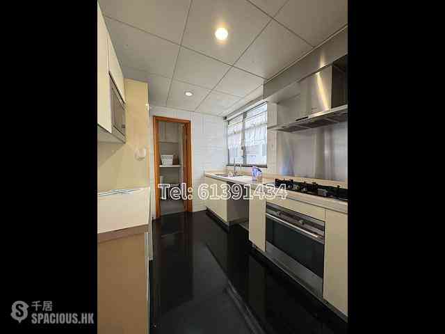 West Kowloon - The Waterfront Phase 2 Block 5 09