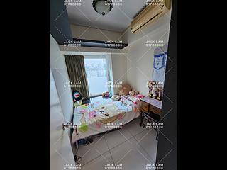 West Kowloon - Sorrento 18