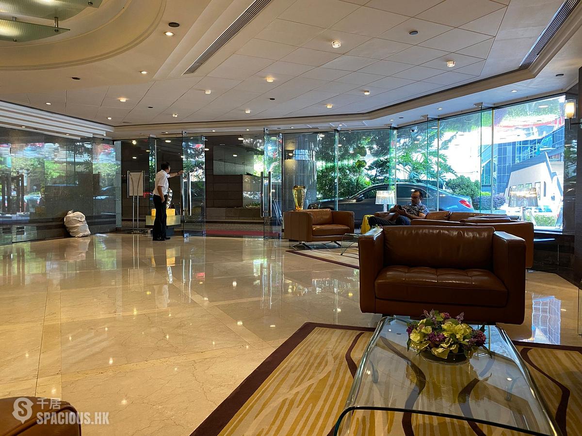 Wan Chai - Convention Plaza Apartments 01