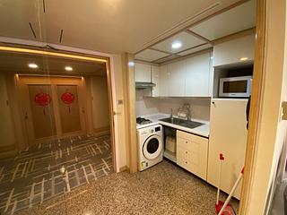 Wan Chai - Convention Plaza Apartments 03