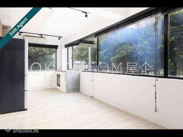 Kennedy Town - Cheong Kat Mansion 16