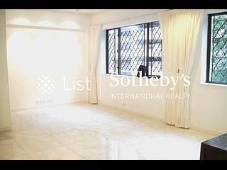 Mid Levels Central - 6B-6E, Bowen Road 03