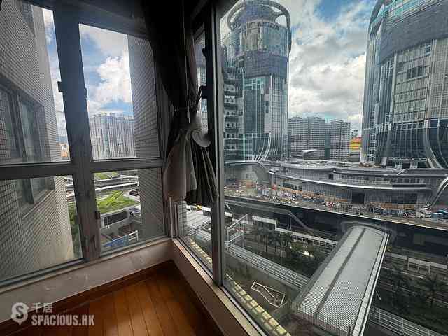 West Kowloon - The Waterfront Phase 2 Block 5 15