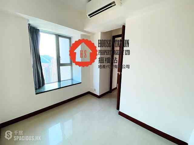 Kennedy Town - The Merton Tower 2 04