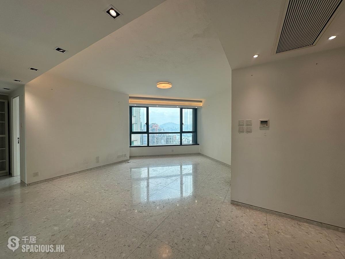 Mid Levels West - 80 Robinson Road 01