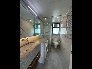 Mid Levels West - 80 Robinson Road 06
