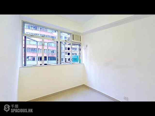 Wan Chai - Tak Wah Mansion 16