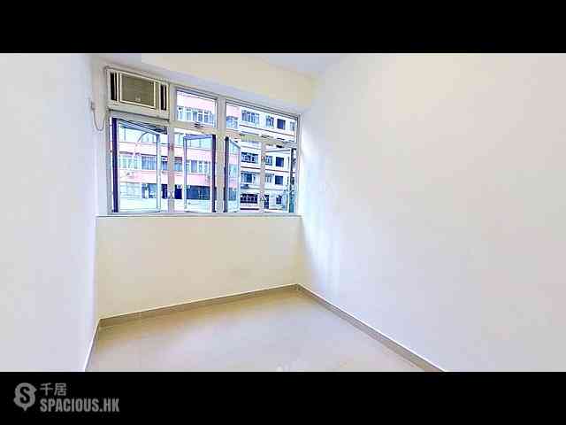 Wan Chai - Tak Wah Mansion 19