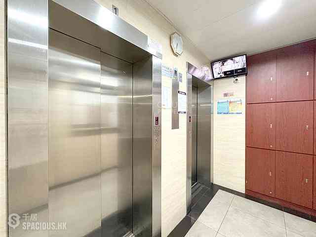 Wan Chai - Tak Wah Mansion 22