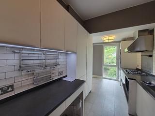 Mid Levels Central - Glory Mansion 10