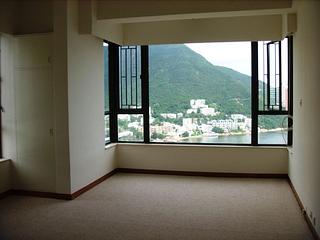 Repulse Bay - The Beachfront 08
