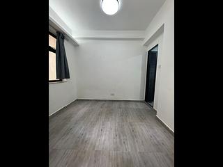 尖沙咀 - 金马伦道19-21号 03