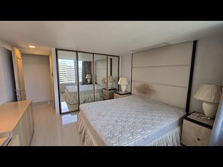 Wan Chai - Convention Plaza Apartments 02