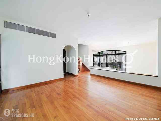Chung Hom Kok - Casa Del Sol 01