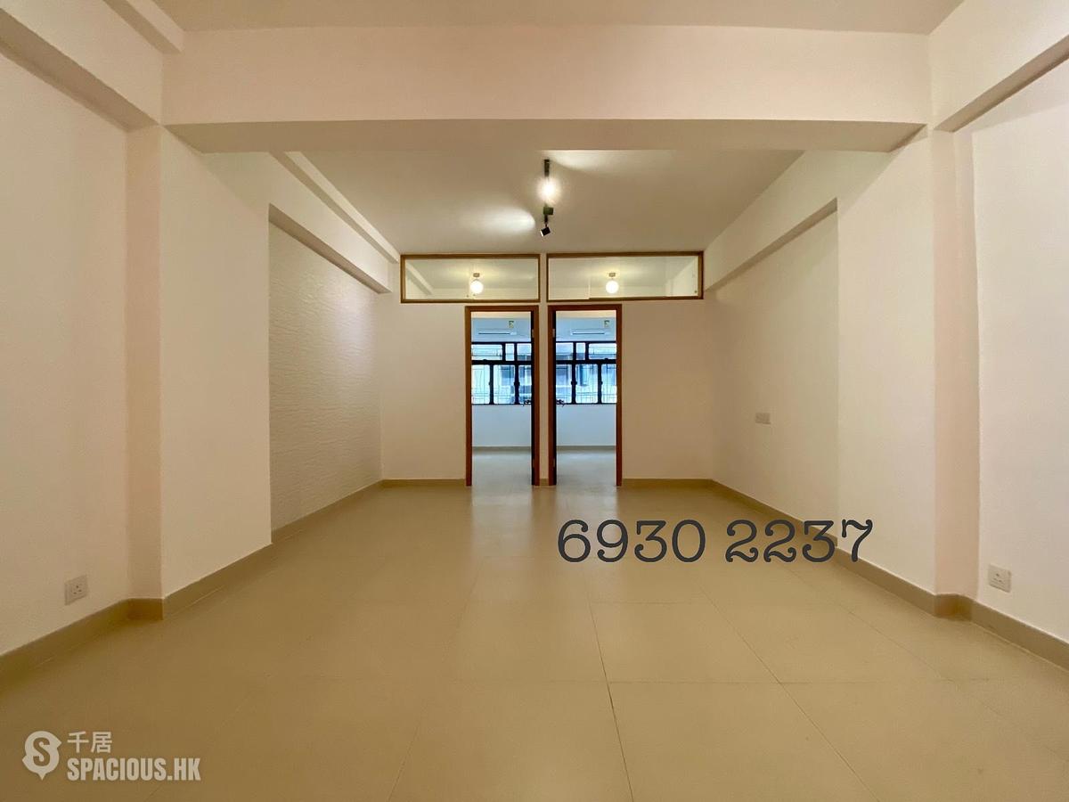 Sheung Wan - Kai Wah Building 01